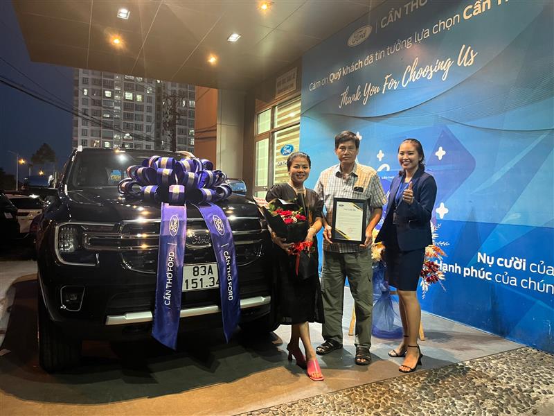 Ford Everest Titanium 4x2 AT 2023